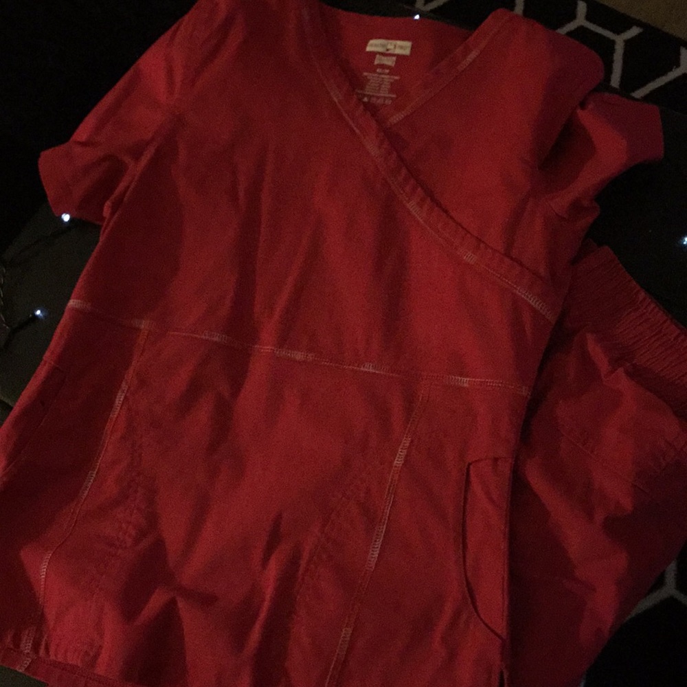 Scrub set - Picture 3 of 3